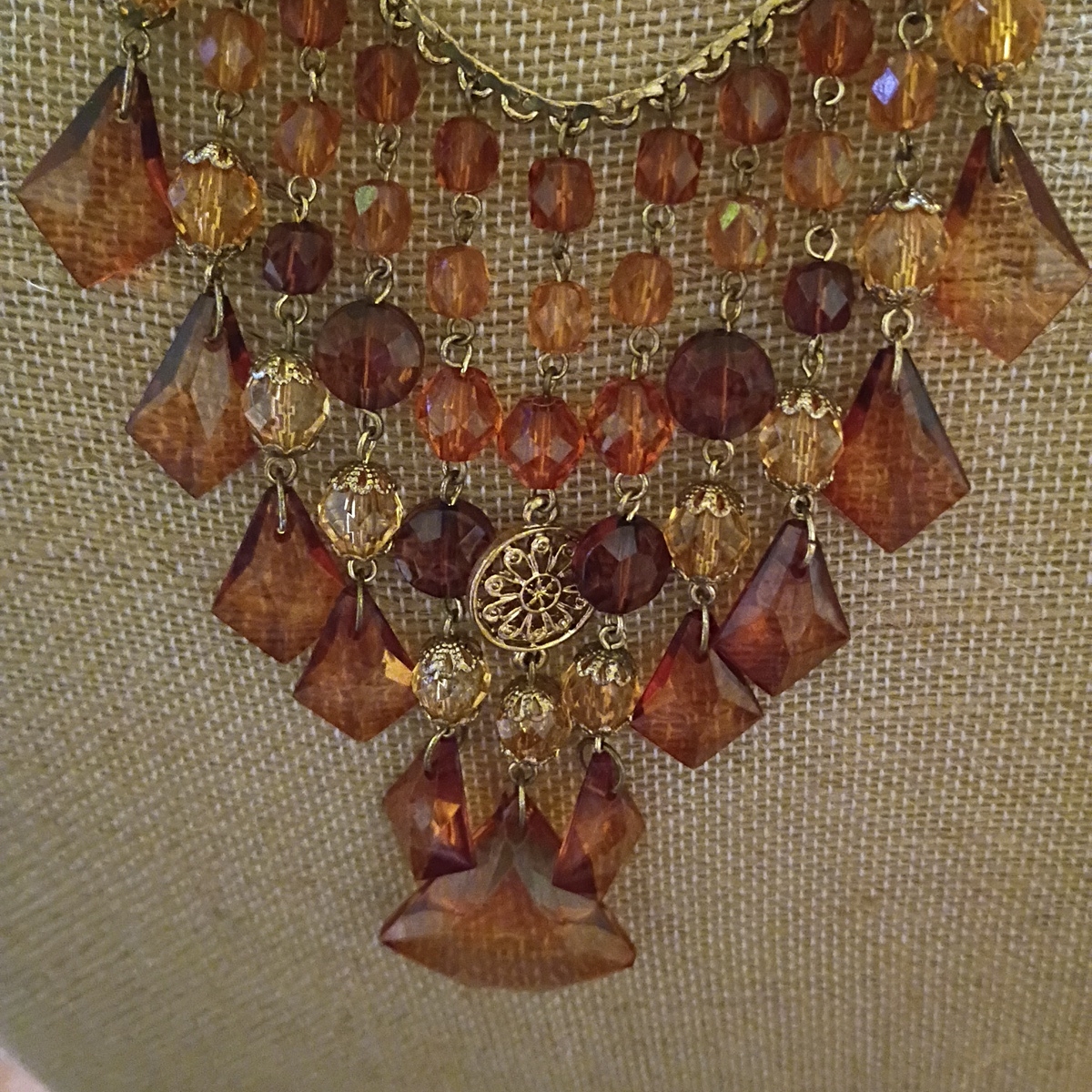 Robert Rose Gold And Amber Necklace 14$